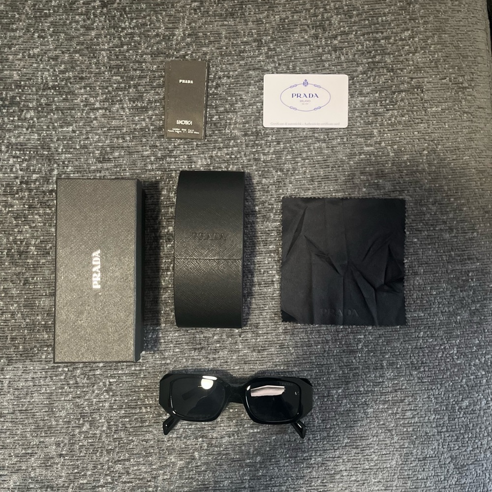 Prada Black Sunglasses Sleek Design